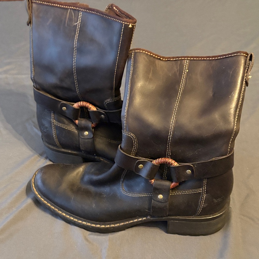 Amazing pair of brown timberline boots! Size 10
